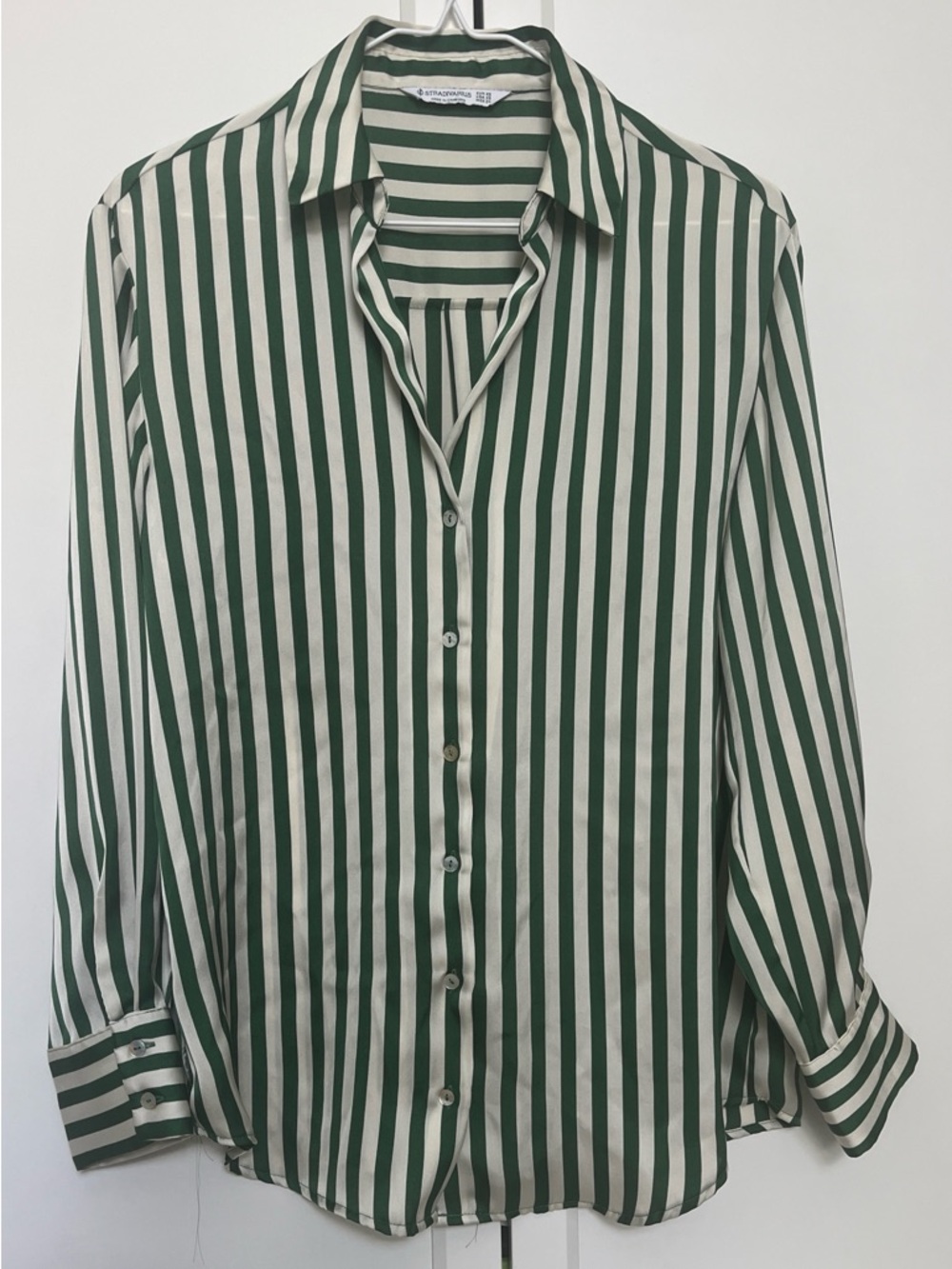 Stradivarius Women’s Green Off White Striped Long Sleeve Button Down Shirt XS